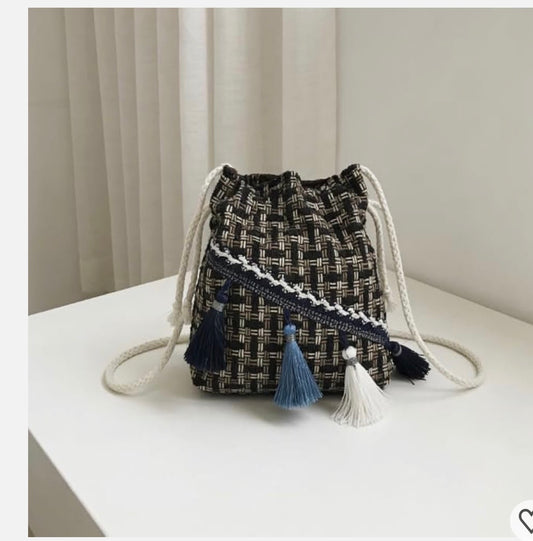 Elegant Embroidered Lace Crossbody Bag - Trendy Underarm Shoulder Handbag